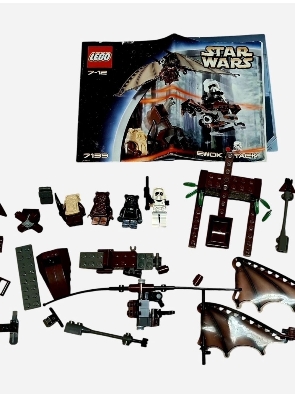 SOLD OUT. LEGO Star Wars Ewok Attack Set - 2002 Complete W/ Manual & Extras